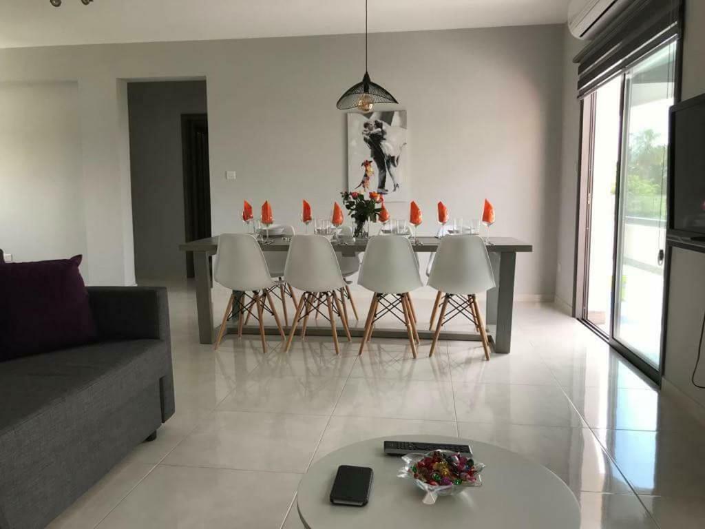 Mare Monte Seaview Boutique Apartment Paphos Exterior foto